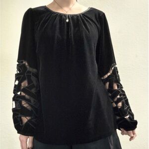 Anthropologie Joie Elegant Black Women's Top with Cut-Out Sleeves